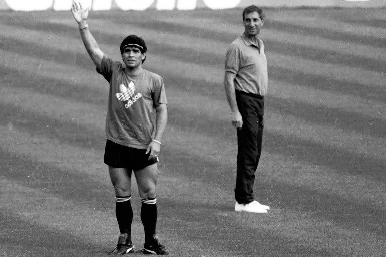 Dupla ganadora: Maradona y Bilardo, capitán y entrenador de la selección argentina campeona en México 86 y finalista en Italia 90