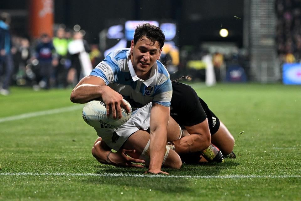 Juan Martin Gonzalez’s opportunistic score has Argentina dreaming of a famous win in Christchurch (Getty Images)