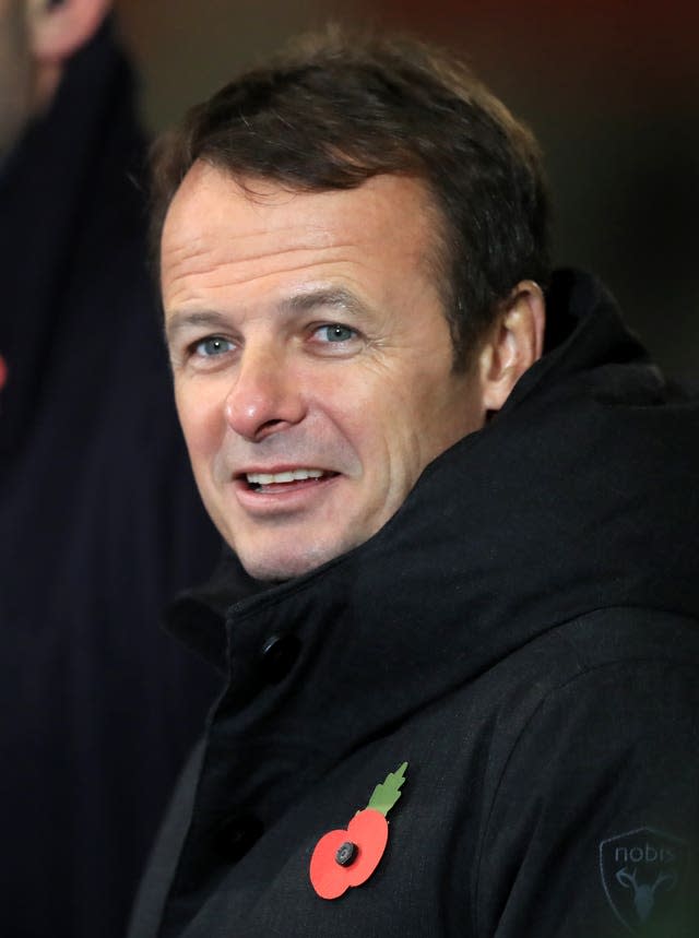 Former England and Lions back Austin Healey says the Government should write of its loans to Premiership clubs