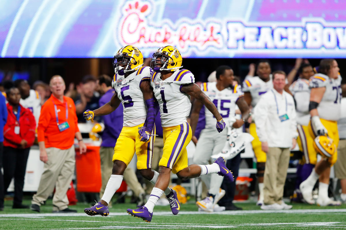 Peach Bowl breakdown: Can CeeDee Lamb show out again on the big stage, lead  Oklahoma to an upset win vs. LSU