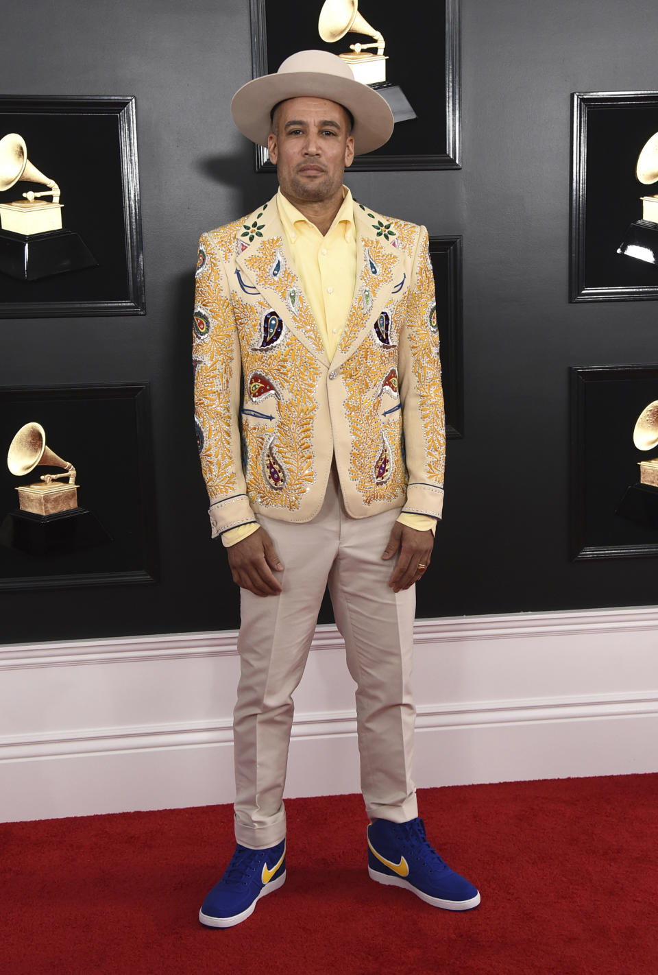 Ben Harper llega a la ceremonia de los premios Grammy el domingo 10 de febrero del 2019 en Los Angeles. (Foto por Jordan Strauss/Invision/AP)