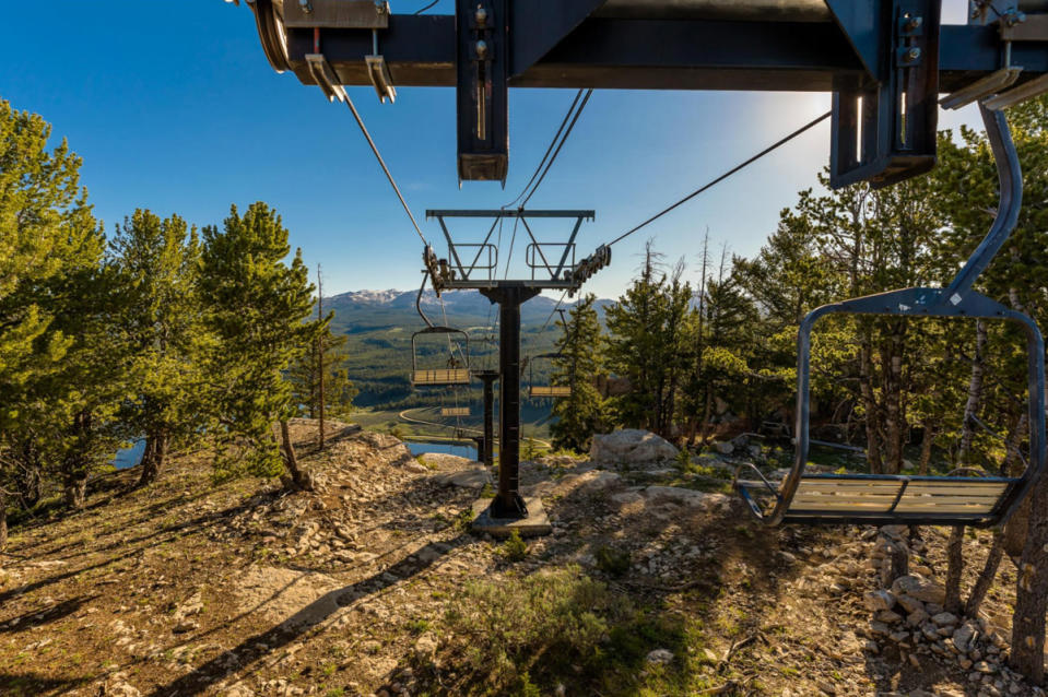 A scenic chairlift. Photo courtesy of Meadowlark Lodge.