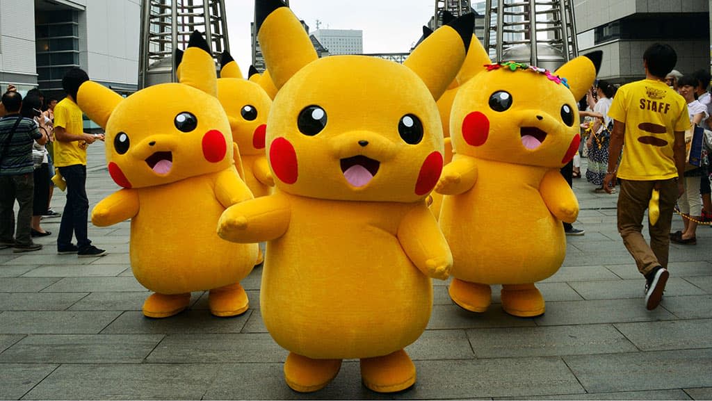 Des marionnettes de Pikachu, le célèbre Pokemon, dans un centre commercial de Yokohama, au Japon, en août 2014.  - Yoshikazu Tsuno - AFP 