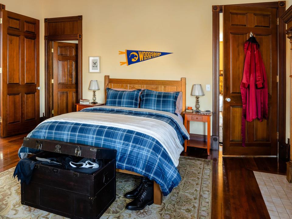 One of the bedrooms at the original "Scream" house.