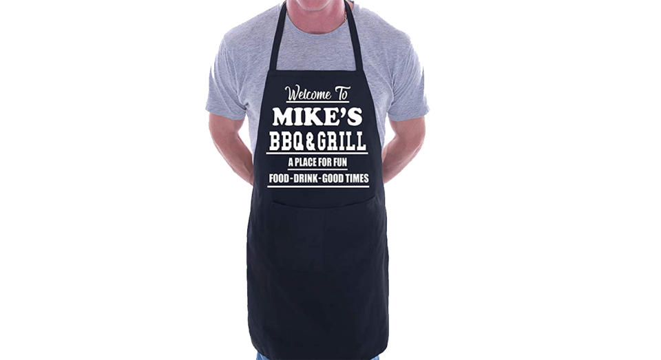 Print4U Apron Personalised Welcome To Mike's BBQ & Grill 