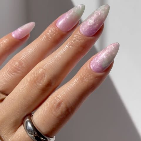 <p><a href="https://www.instagram.com/p/C5HX2_tv7q2/" data-component="link" data-source="inlineLink" data-type="externalLink" data-ordinal="1">@disseynails</a></p>