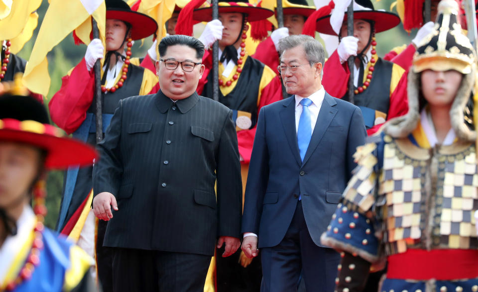 Kim Jong Un and Moon Jae-in meet for historic inter-Korean summit