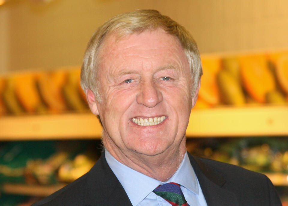 LONDON, ENGLAND - NOVEMBER 23:  TV presenter Chris Tarrant poses during the Morrisons' Charity Of The Year photocall, at Camden Morrisons on November 23, 2009 in London, England. Morrisons have chosen Cancer Research UK for their charity for 2009.  (Photo by Chris Jackson/Getty Images)