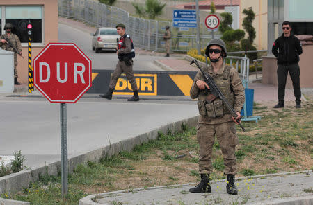 Turkish gendarmes stand guard at the entrance of Aliaga Prison and Courthouse complex in Izmir, Turkey April 16, 2018. REUTERS/Sadi Osman Temizel NO RESALES. NO ARCHIVES