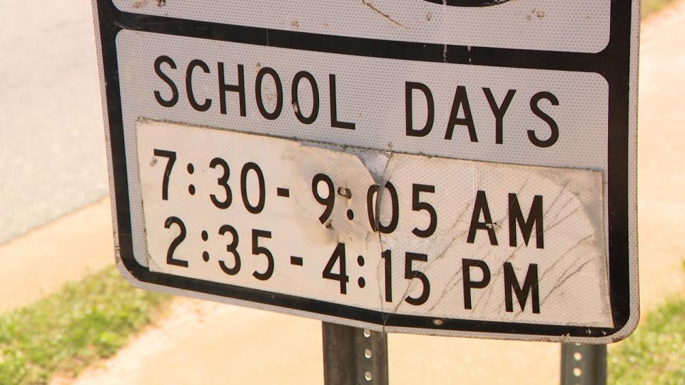 <div>Riverdale Police Chief Todd Spivey said automated speed cameras set up near Riverdale High and Riverdale Middle schools may be programmed based on this schedule printed on some street signs rather than the times when the orange flashers actually flash. (FOX 5)</div>