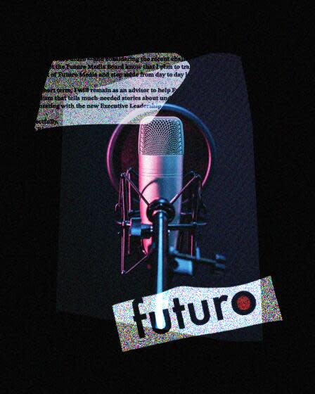 Microphone and "Futuro" logo