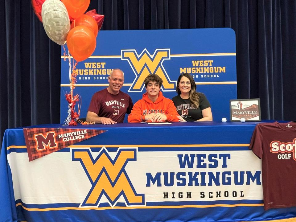 West Muskingum senior Jack Porter committed to play golf at Maryville (Tennessee) College on Friday at the high school. He is seated with his dad, Darren, left, and mom, Erica.