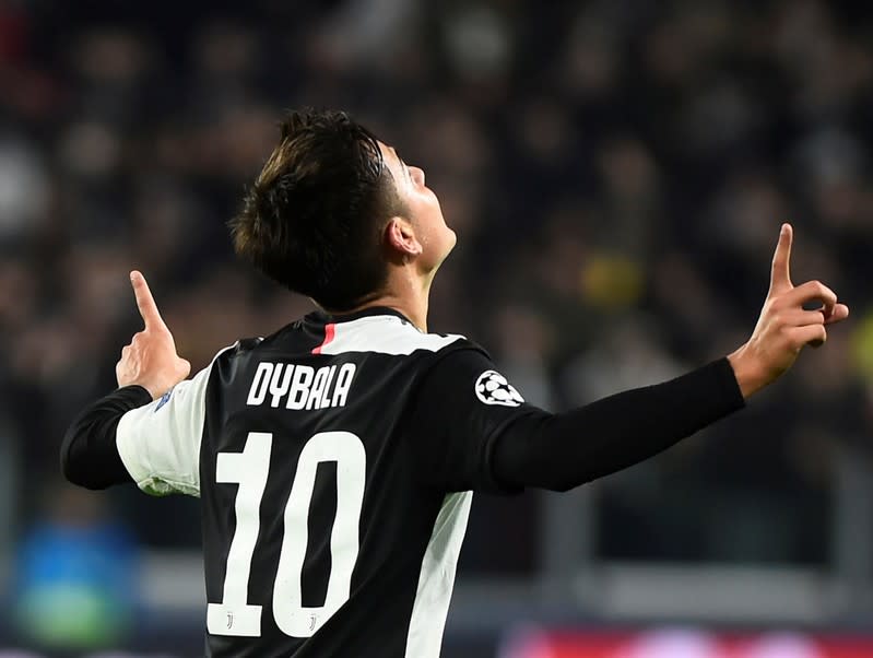 Foto del martes del delantero de la Juventus Paulo Dybala celebrando tras marcar ante Atlético Madrid