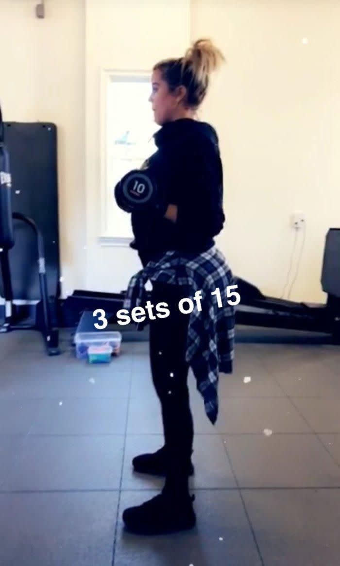 The 33-year-old also used weights in the workout. Source: SnapChat