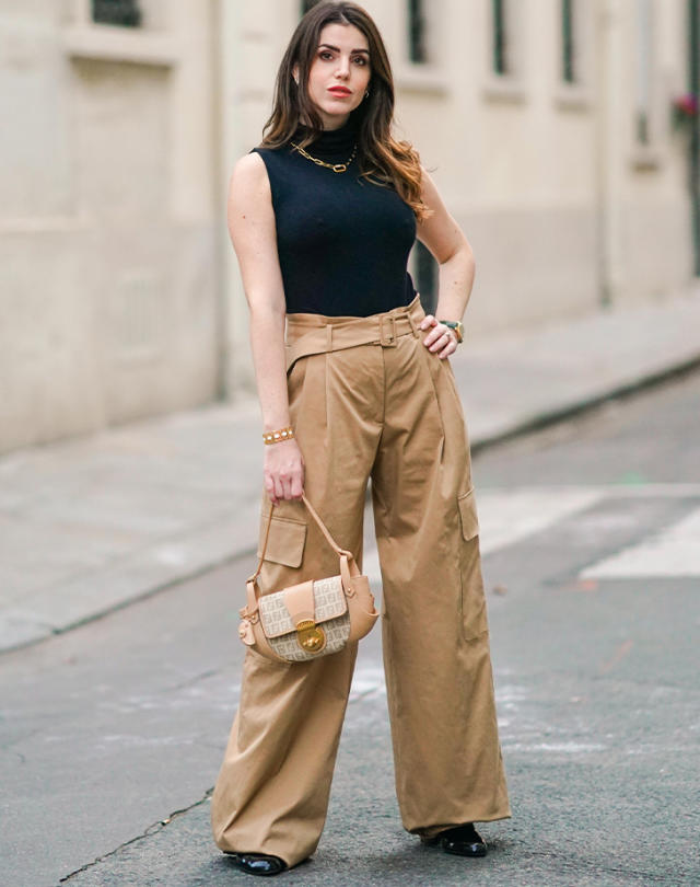 Mustard Wide Leg Pants with White Crew-neck T-shirt Outfits (3 ideas &  outfits)