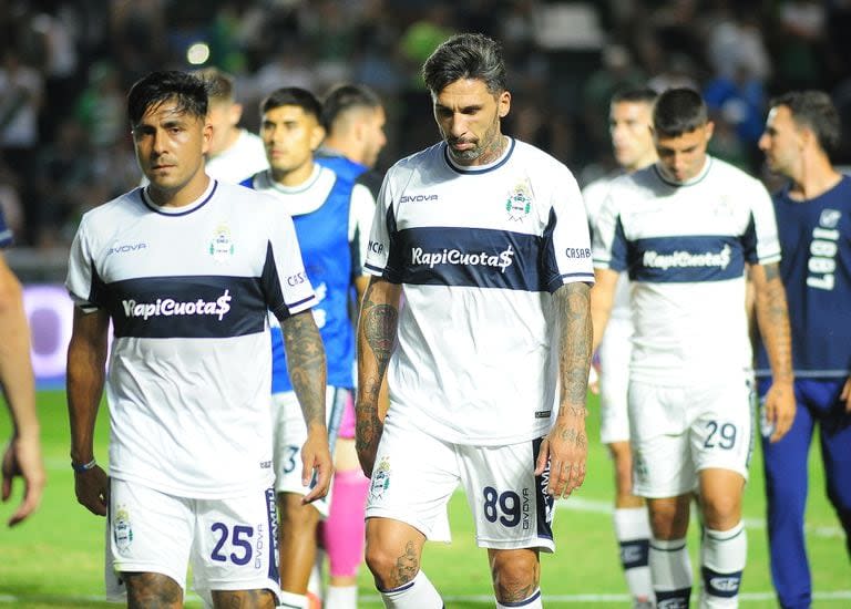 Golpeados: así se fueron los jugadores de Gimnasia de La Plata de la cancha de Banfield