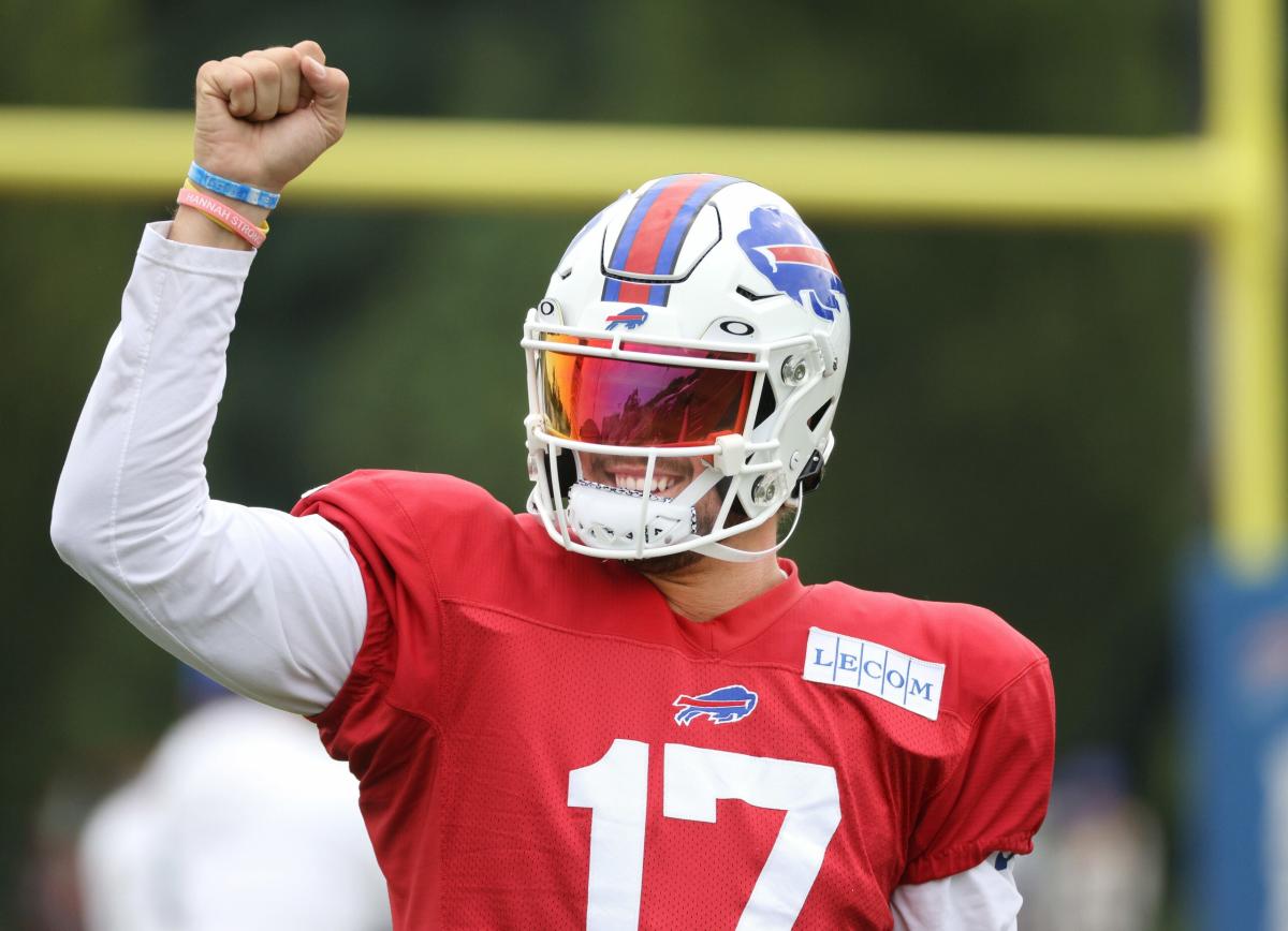 Sights and sounds from Bills training camp: Day 11