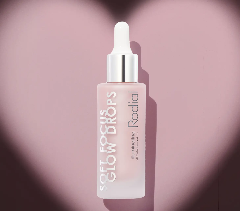 It also includes glow drops from Rodial to help your skin glow in the winter months. (Lookfantastic)