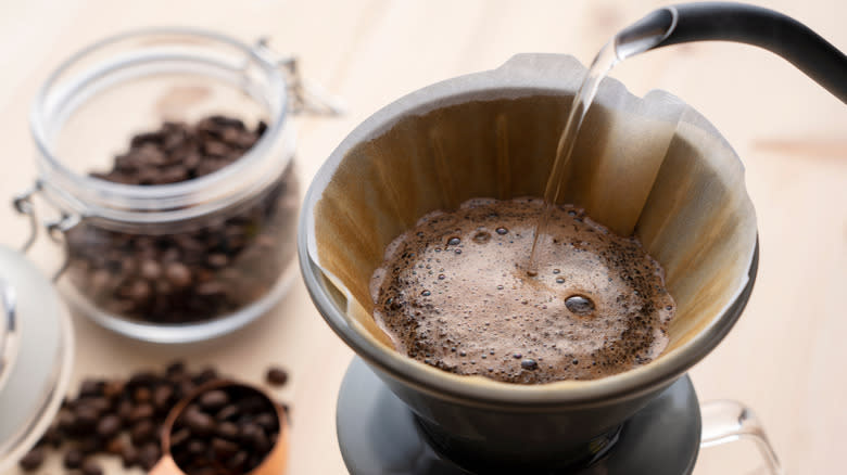 making pour over coffee