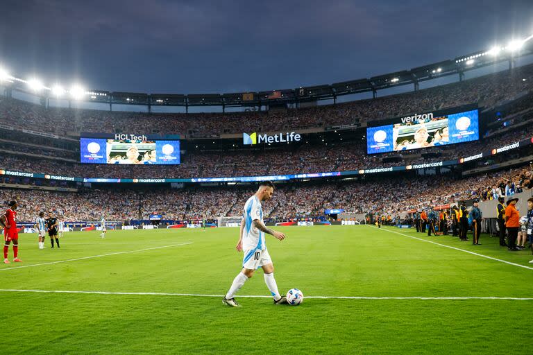 Lionel Messi es la figura más convocante a la hora de llenar las tribunas