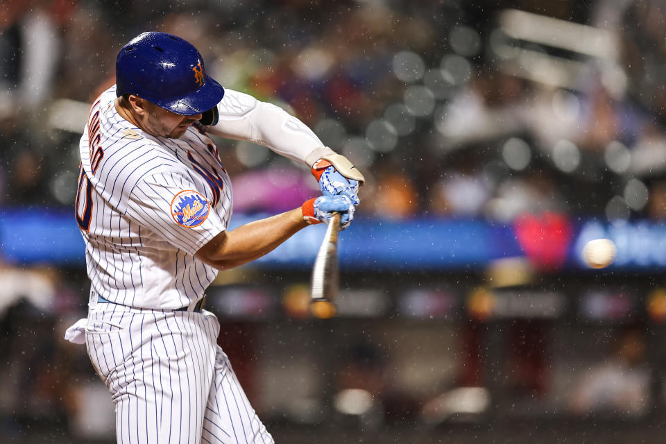 Pete Alonso threw his 25th home run on Sunday shortly after announcing he would be competing in the Home Run Derby.  (Dustin Satloff/Getty Images)