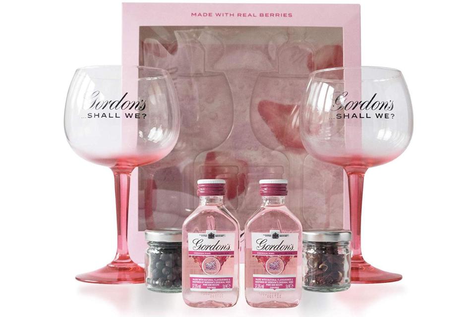 Gordon's Premium Pink Gin and Tonic Gift Set