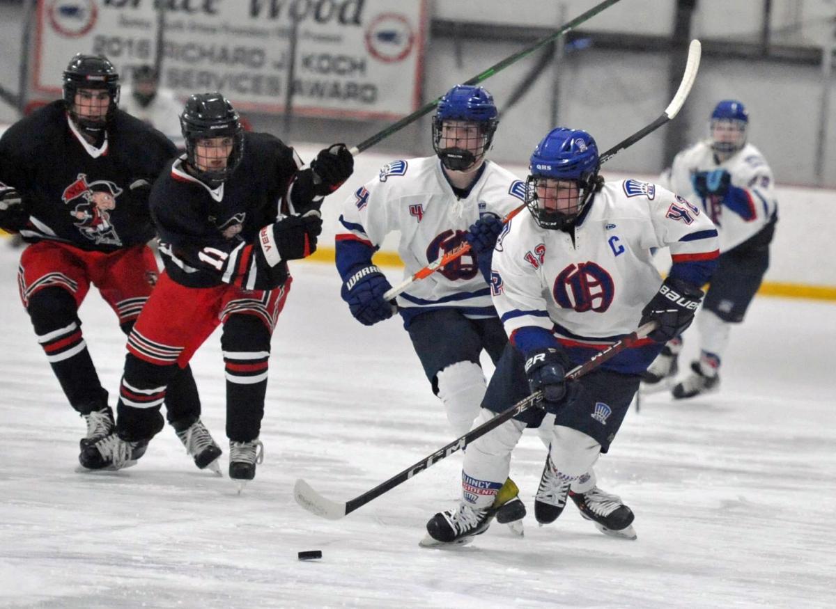 Goal in final seconds lifts North Quincy boys hockey past Quincy in ...