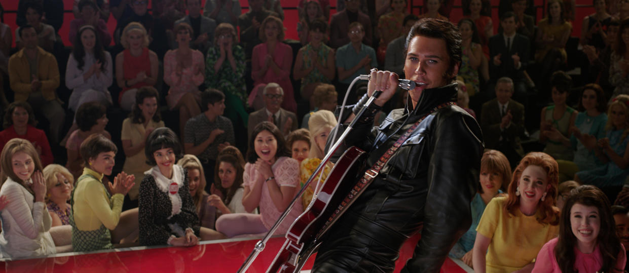 Austin Butler stars as Elvis in Baz Luhrmann's biopic. (Warner Bros.)