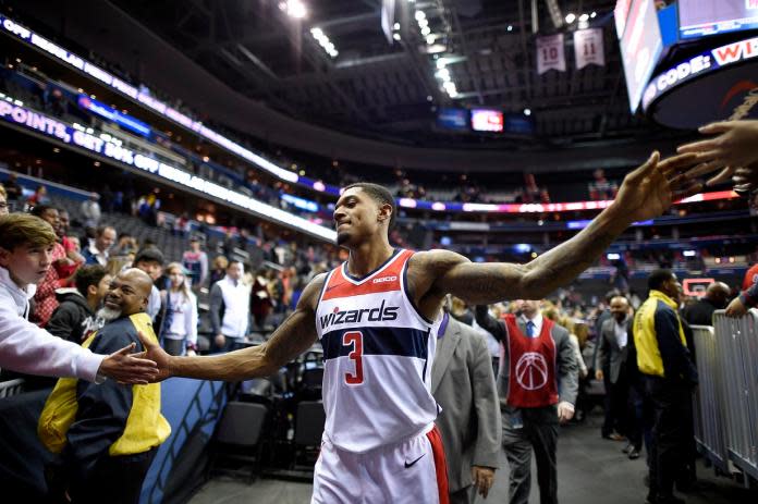 ▲師明星後衛「威少」Russell Westbrook大三元紀錄之夜，隊友很搶戲，Bradley Beal(比爾)帶傷出戰轟下50分，生涯第5次達標。（圖／美聯社／達志影像）