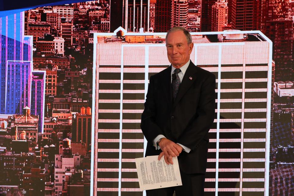 <p>Der Unternehmer und Politiker Michael Bloomberg ist Gründer der Unternehmen Bloomberg L.P. und Bloomberg Television und war bis 2013 Bürgermeister von New York City. Ihm gehören den Schätzungen von „Forbes“ zufolge 46,8 Milliarden US-Dollar, damit belegt er Rang 8. </p>