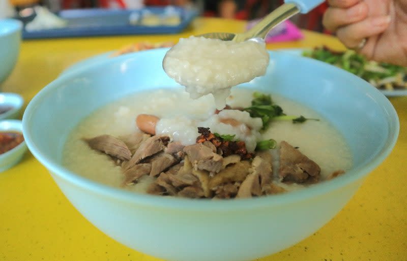 home treasure salted duck - closeup of porridge