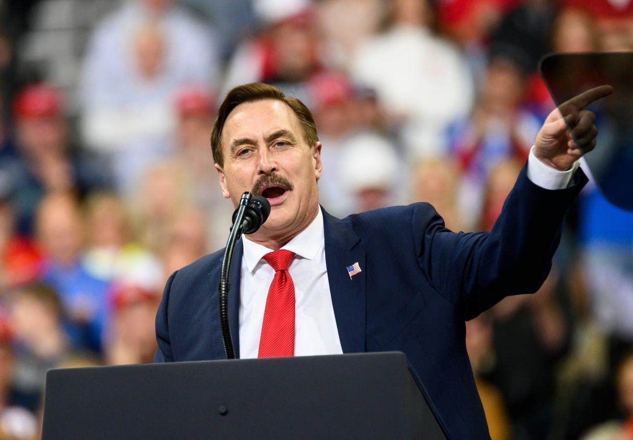 Mike Lindell, CEO of MyPillow, speaks during a campaign rally for Donald Trump in Minneapolis in October. Lindell has continued to spew conspiracy theories about election fraud and on Friday paid a conservative news network to air a two-hour video screed he made. (Photo: Stephen Maturen via Getty Images)