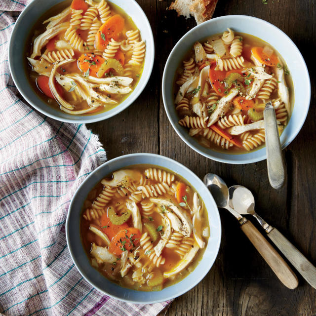 5 Mistakes to Avoid When Freezing Soup  Freezing soup, Frozen meals,  Leftovers soup