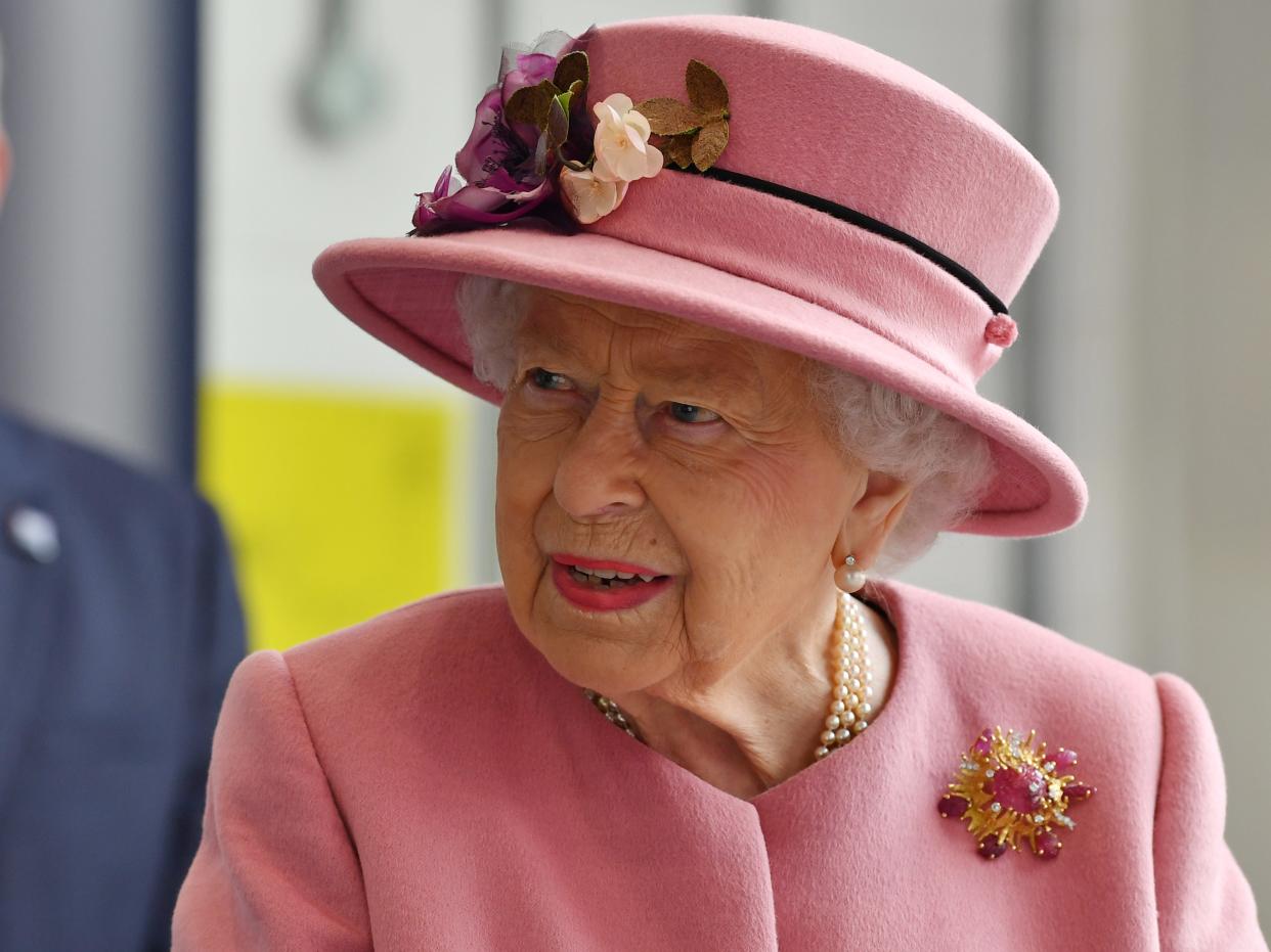 <p>Britain’s Queen Elizabeth II visits the Defence Science and Technology Laboratory (Dstl) at Porton Down science park on 15 October 2020 near Salisbury, England</p> ((Getty Images))