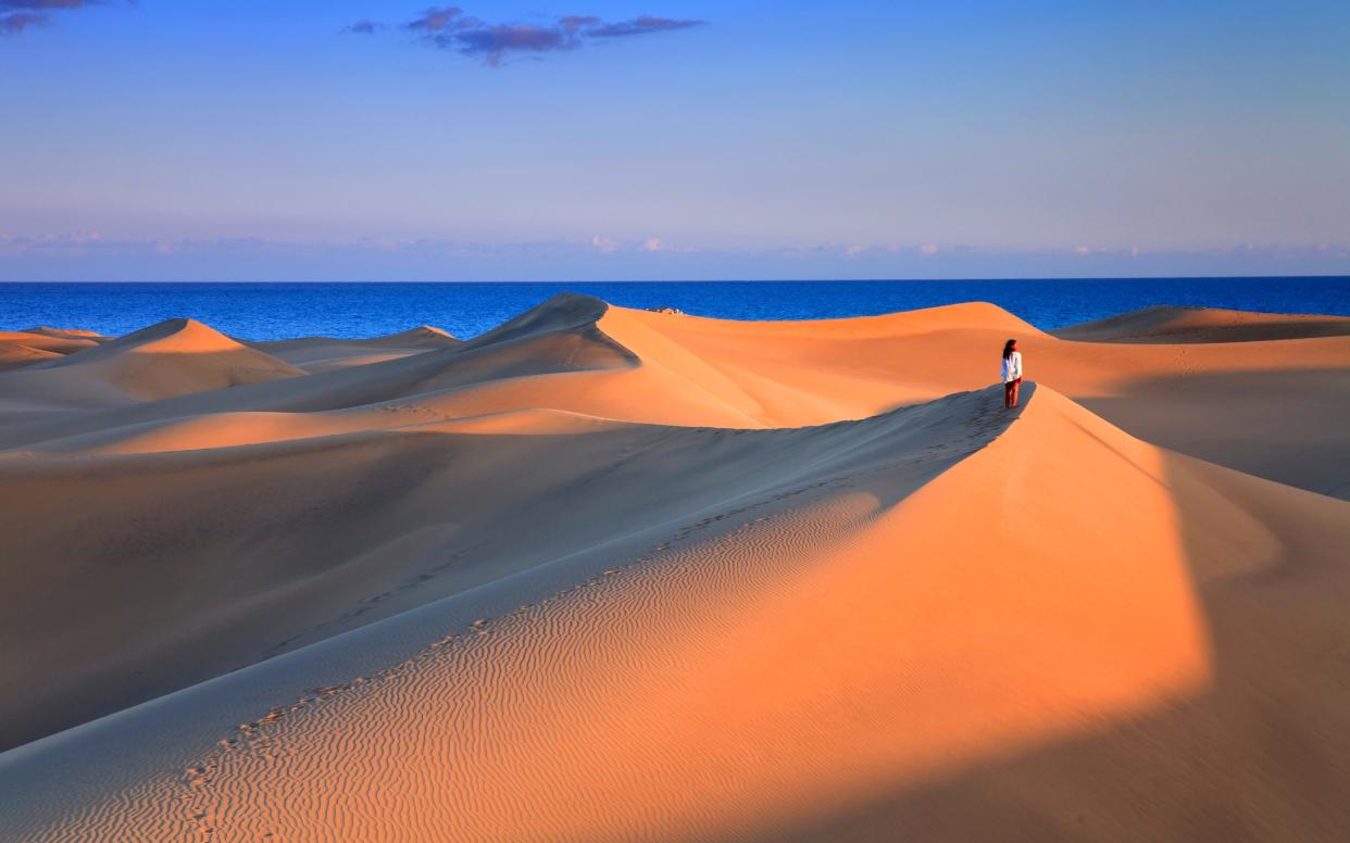 Climb Maspalomas sand dunes, or try a 4x4 ride - Michele Falzone