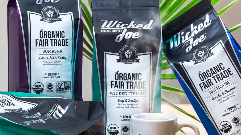 14 Best Grocery Store Coffee Brands To Drink Black