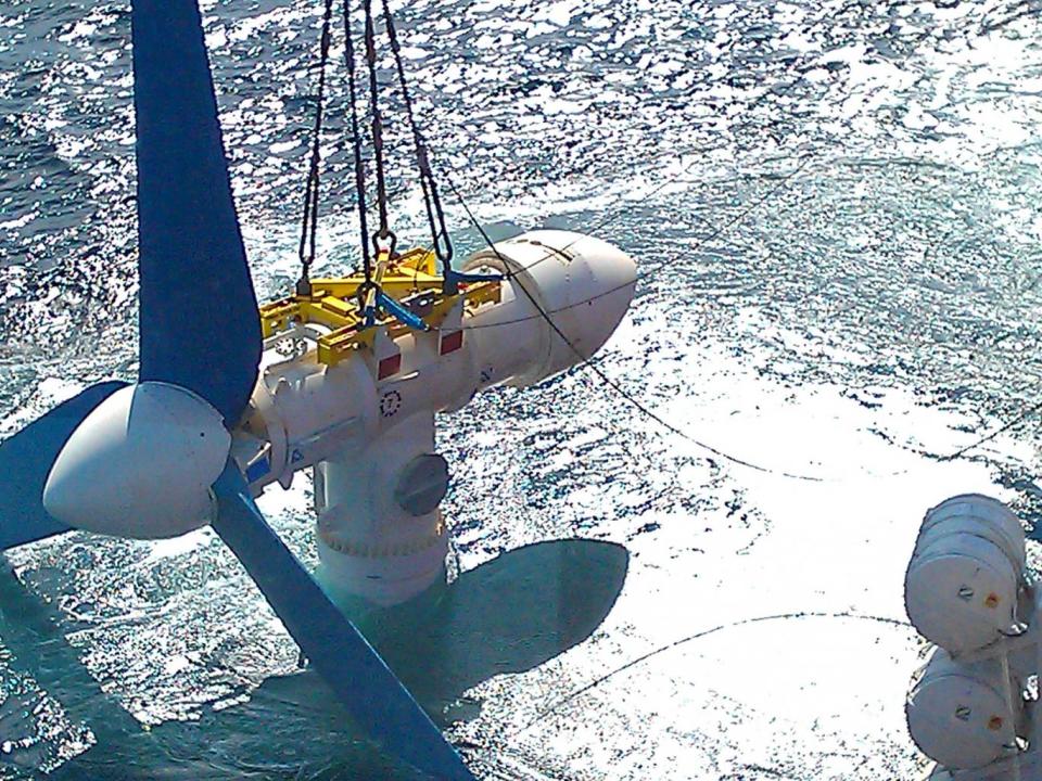 Waves power MayGen’s 200-tonne 1.5 megawatt turbine (Atlantis Resources Corporation)