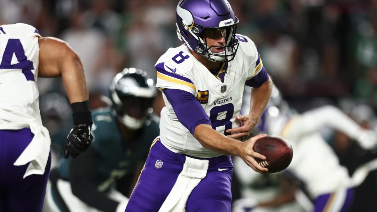 Is Kirk Cousins' play, personality holding Minnesota Vikings back?, Pro  Football Talk