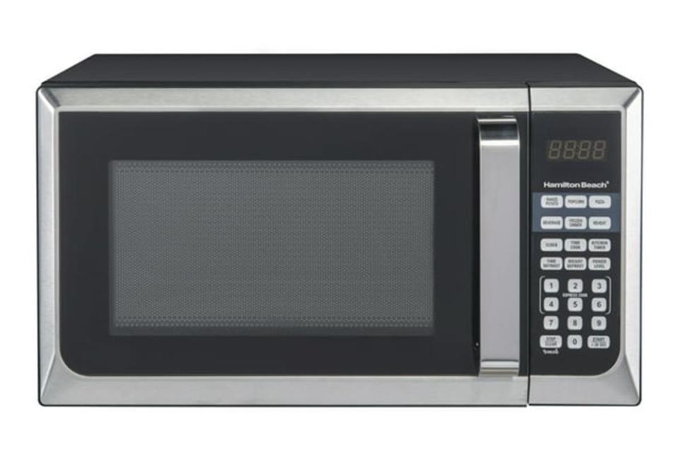 <p>Stainless Steel Countertop Microwave</p><p>walmart.com</p><p>$70.00</p><p><a href="https://go.redirectingat.com?id=74968X1596630&url=https%3A%2F%2Fwww.walmart.com%2Fip%2F55124372%3Fselected%3Dtrue&sref=https%3A%2F%2Fwww.bestproducts.com%2Fappliances%2Fsmall%2Fa14410321%2Freviews-best-microwave-ovens%2F" rel="nofollow noopener" target="_blank" data-ylk="slk:Shop Now;elm:context_link;itc:0;sec:content-canvas" class="link ">Shop Now</a></p><span class="copyright">walmart.com</span>