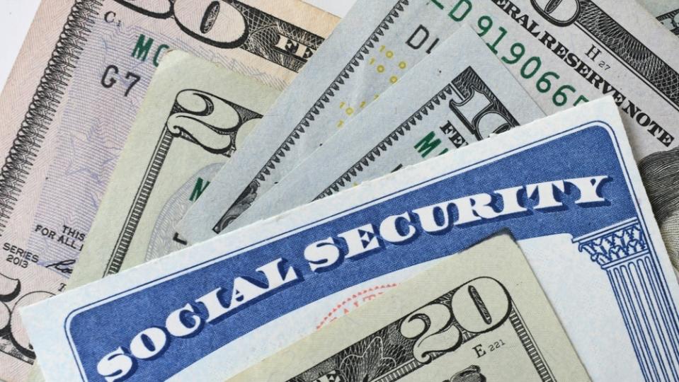 Does Donald Trump's Proposed Tax Cut Threaten Social Security And Medicare? Here's What Think Tanks Warn