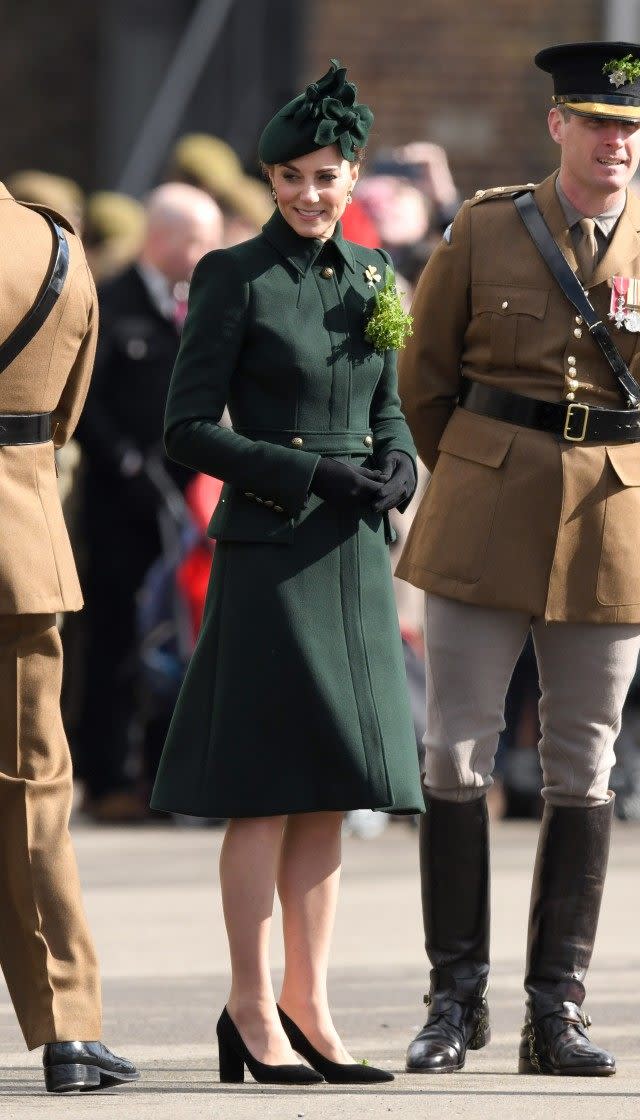 Take a closer look at the Duchess of Cambridge's regal ensemble!