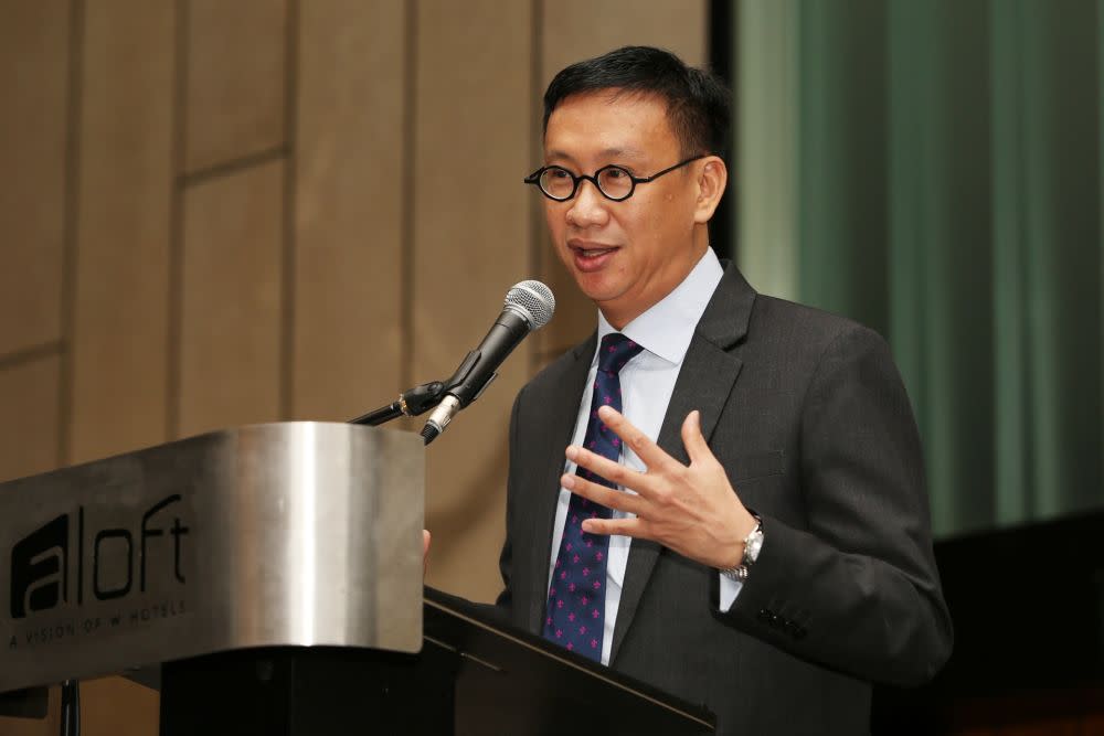 Wong said allowing motions of no-confidence to readily enter Parliament’s agenda would not only prevent lawmakers from threatening to block the Budget, but would also allow Parliament to effectively test the legitimacy of any prime minister and prevent a 'dictatorship'. — Picture by Choo Choy May