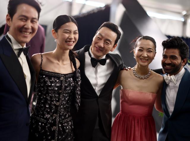 Squid Game' cast members Lee Jung-Jae, Hoyeon reunite at Emmys 2022 red  carpet