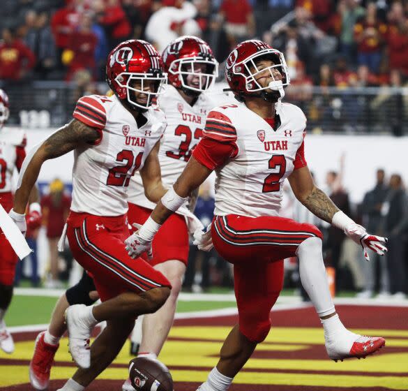 Utah running back Micah Bernard scores late in the fourth quarter against USC