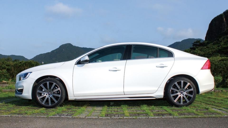 【企劃報導】柴貌並濟-Volvo S60 D4