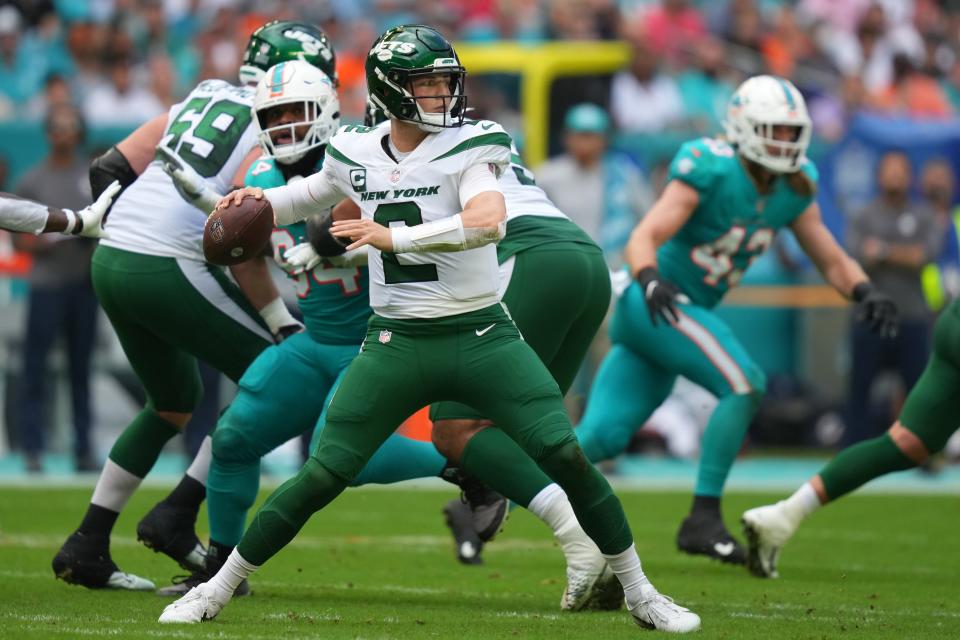 Jets QB Zach Wilson (2) didn't have a receiver gain more than 600 yards in 2021.