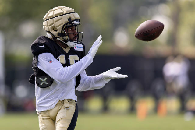 Which New Orleans Saints players won't play vs. Chargers?