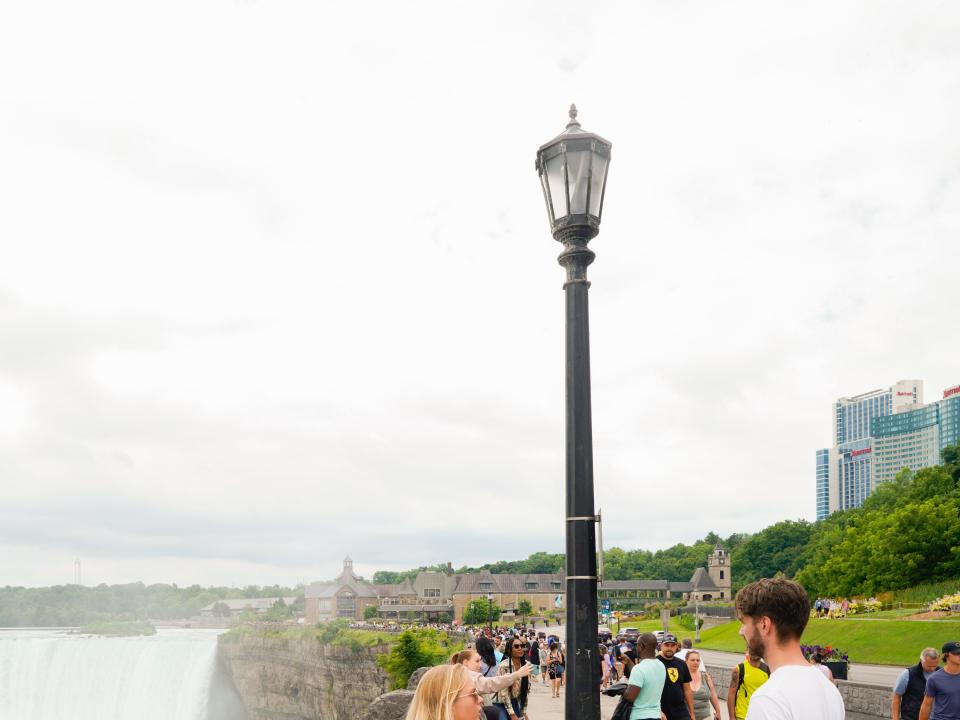 Crowds at Niagara Falls