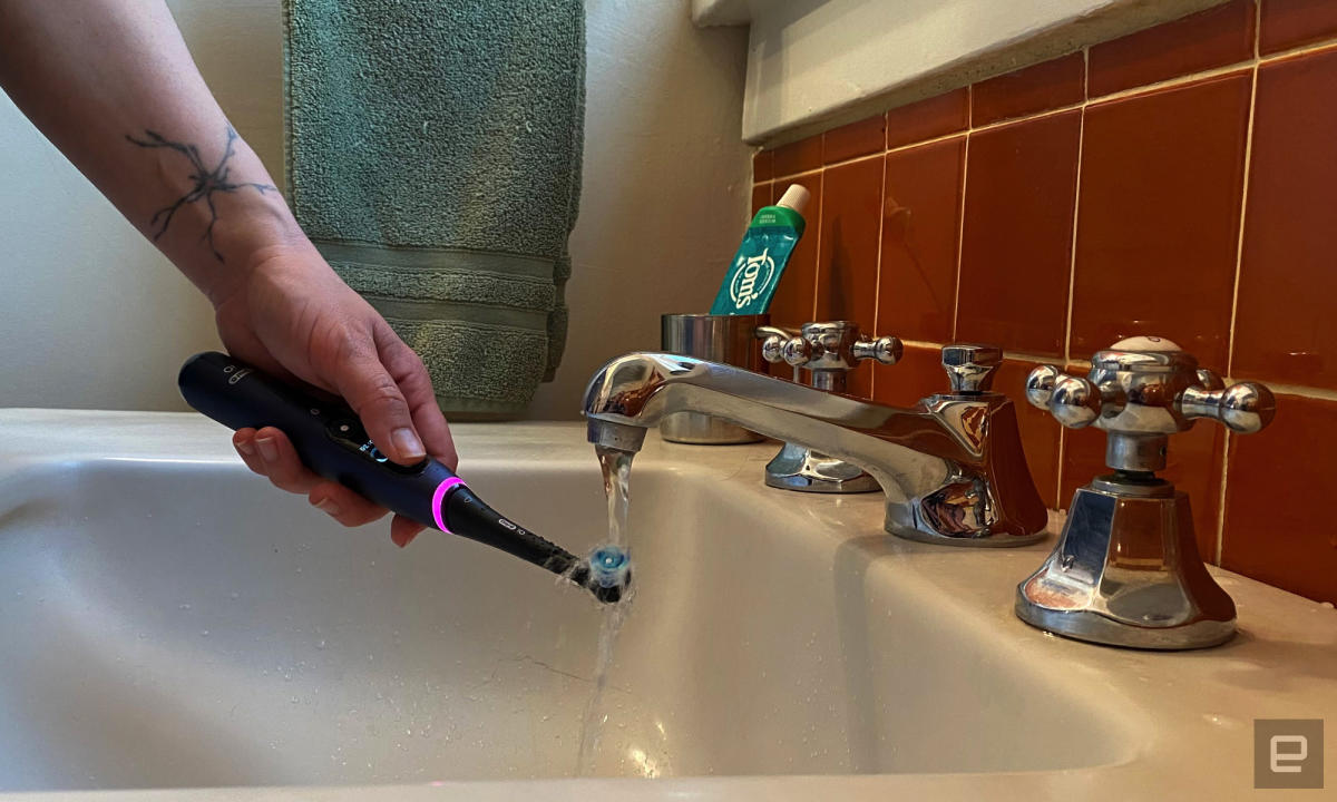 Our Guide To The Best Electric Toothbrushes in Canada in 2024 (And Where to  Get Them)