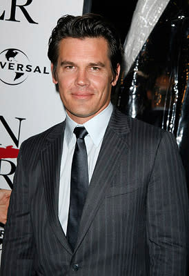 Josh Brolin at the New York City premiere of Universal Pictures' American Gangster